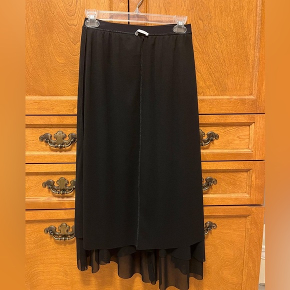 Zara long black skirt - Picture 5 of 5